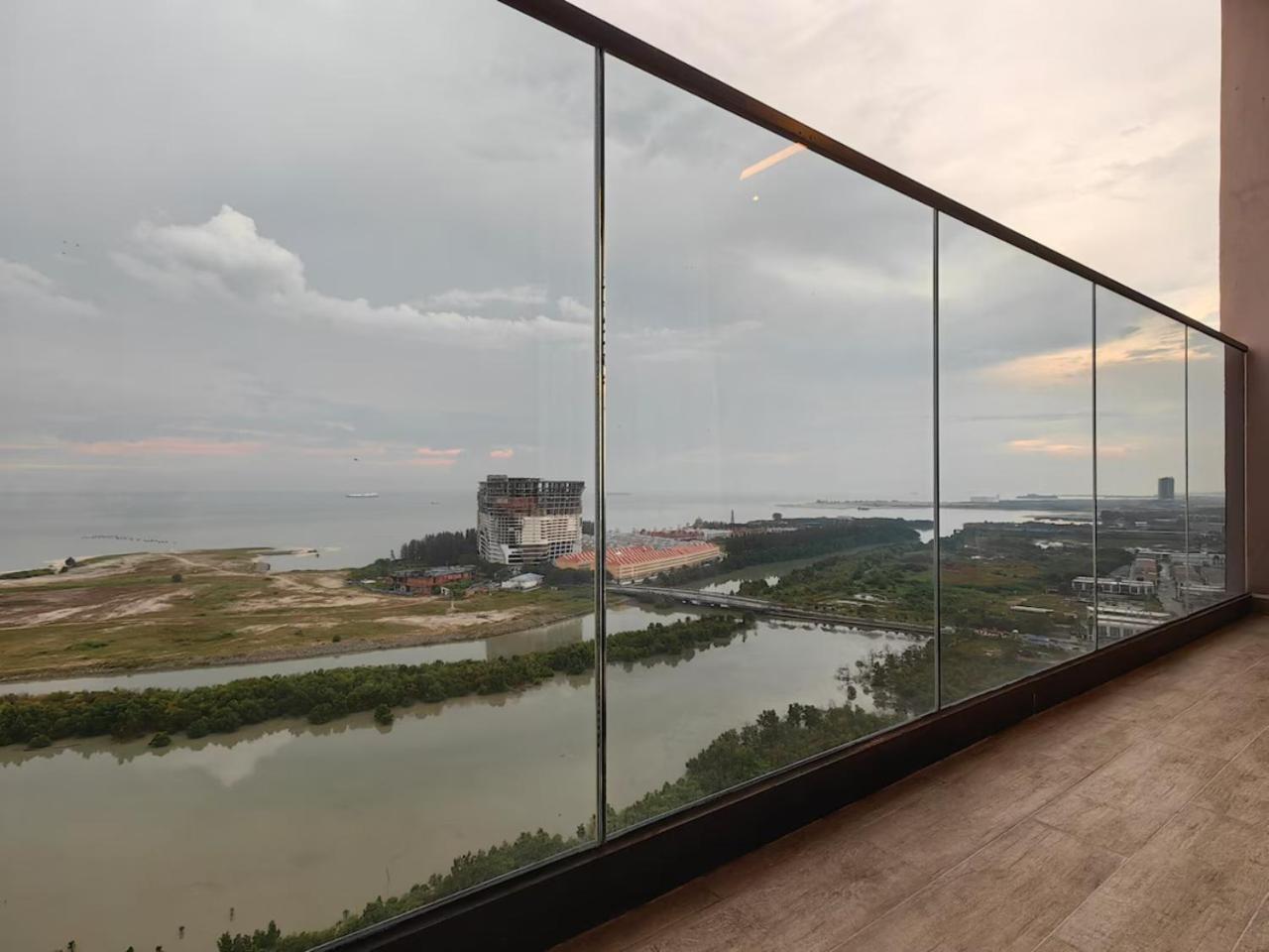 Imperio Residence Melaka Bagian luar foto