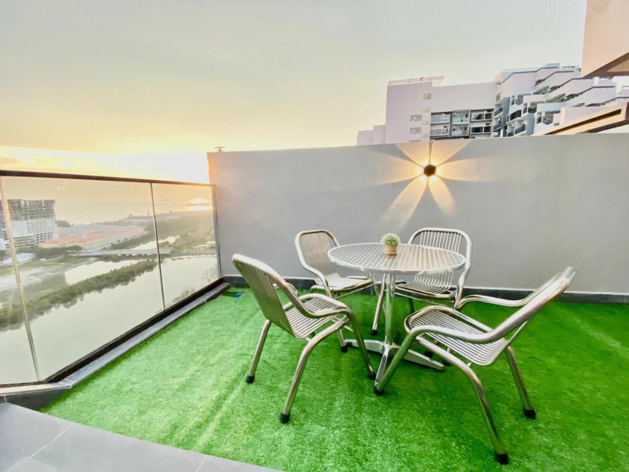 Imperio Residence Melaka Bagian luar foto